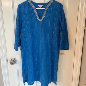 Lilly Pulitzer Beach Cover Up - Blue/Gold metallic accents. Ladies Medium